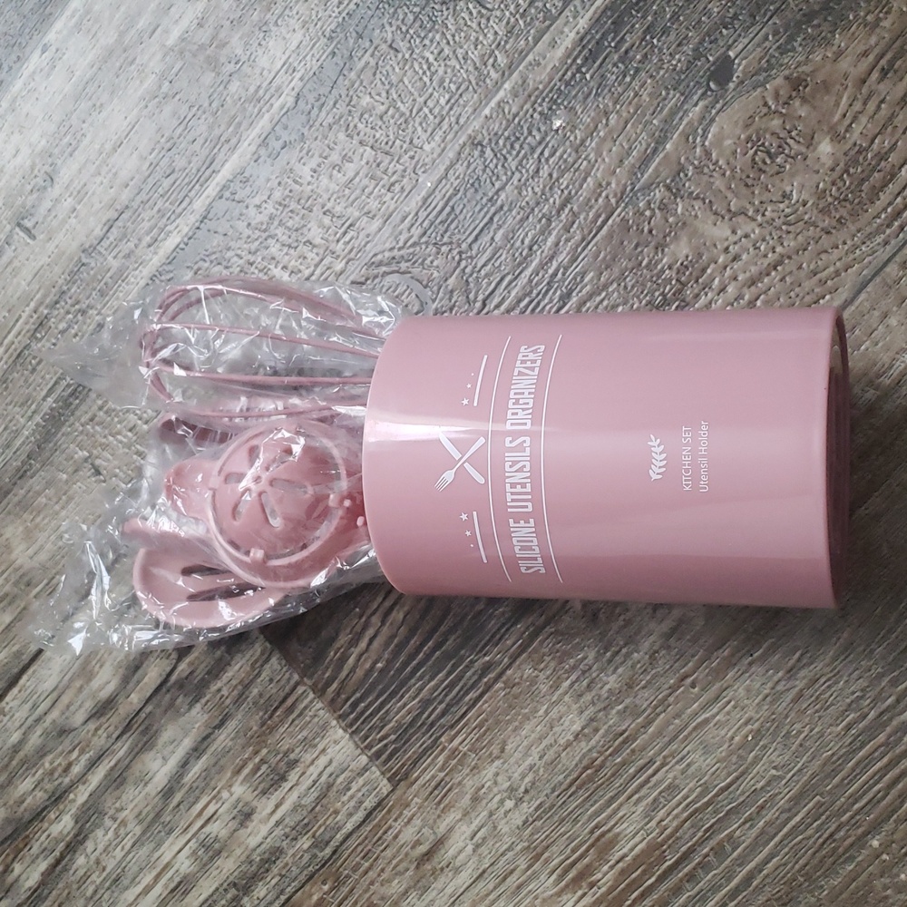 Pink Kitchenware Set and holder silicone Pink